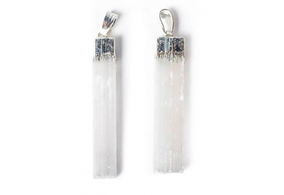 Sélénite blanche en pendentif